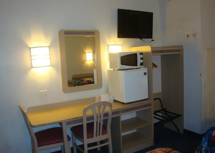 Lakeside Havasu Hotel